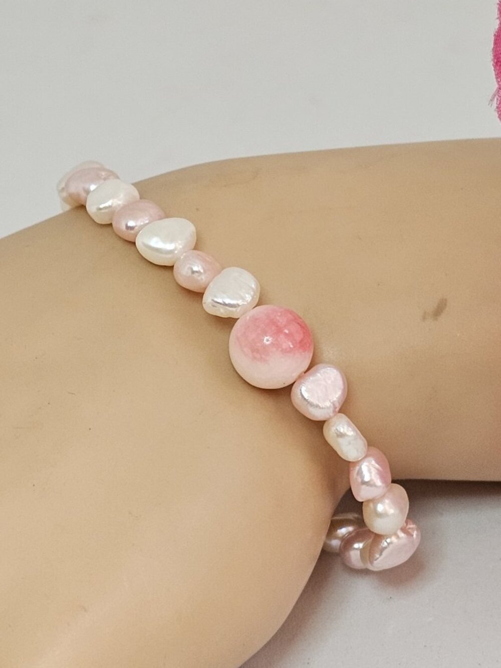 White & Pink Baroque Pearl Stretch Bracelet Oval Gemstone Stackable Bead Jewelry